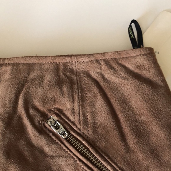 Blank NYC Leather Skirt (Size 29) NWT - Picture 9 of 10